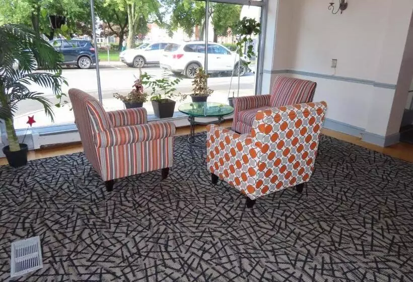 St Charles Hotel Downtown Hudson