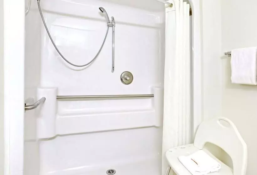 בית מלון כפרי Super 8 By Wyndham Aberdeen East