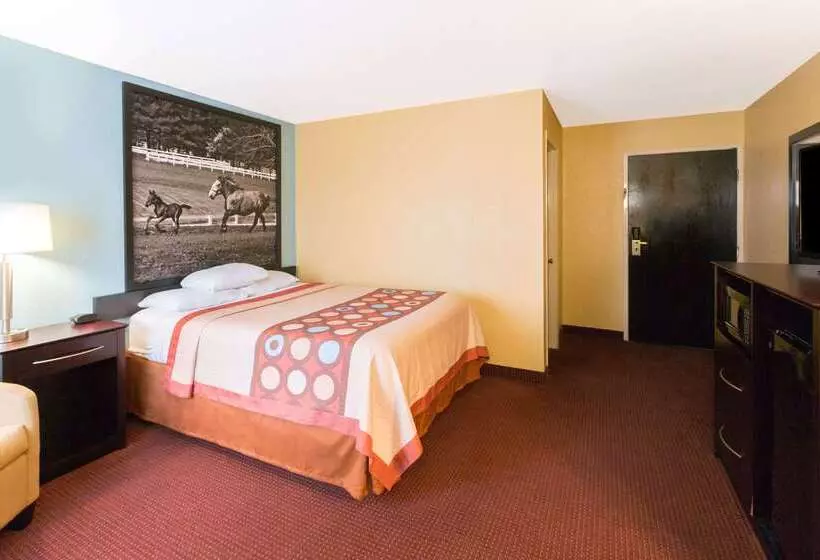 בית מלון כפרי Super 8 By Wyndham Richmond
