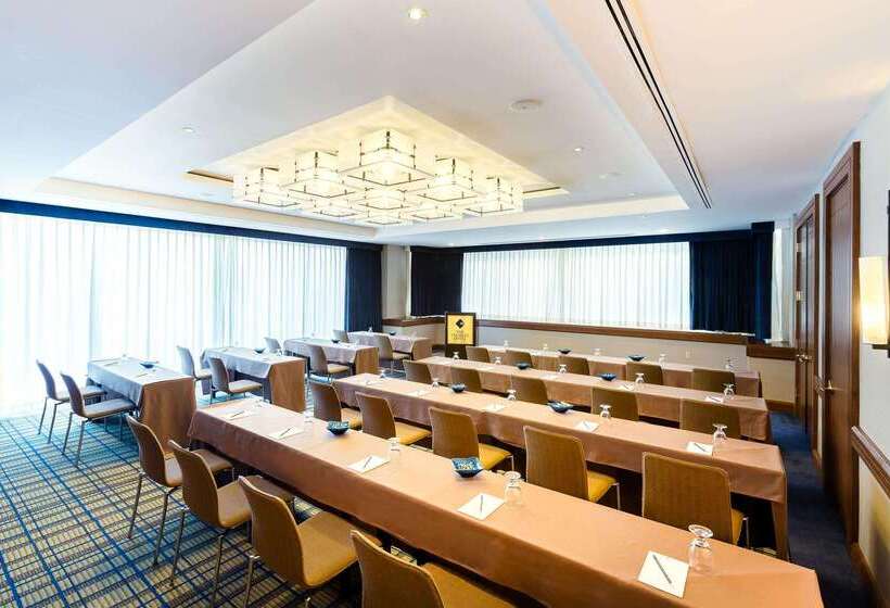 The Charles Hotel In Harvard Square