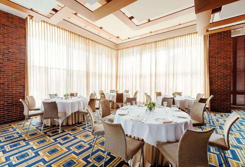 The Charles Hotel In Harvard Square