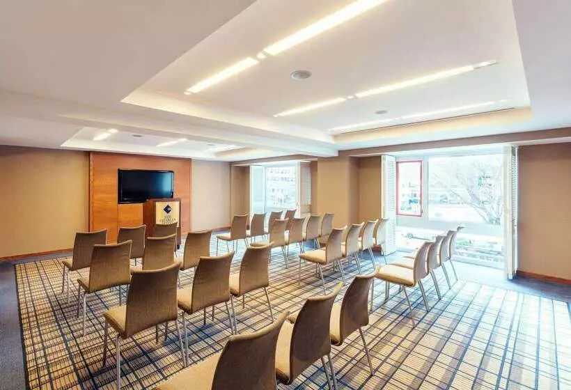 The Charles Hotel In Harvard Square