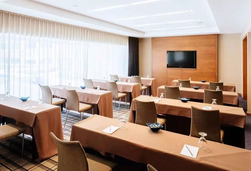 The Charles Hotel In Harvard Square