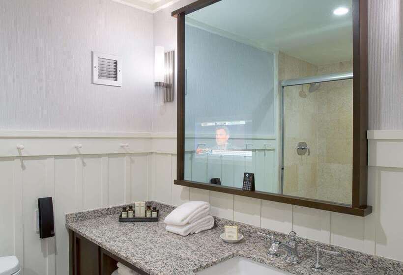 The Charles Hotel In Harvard Square