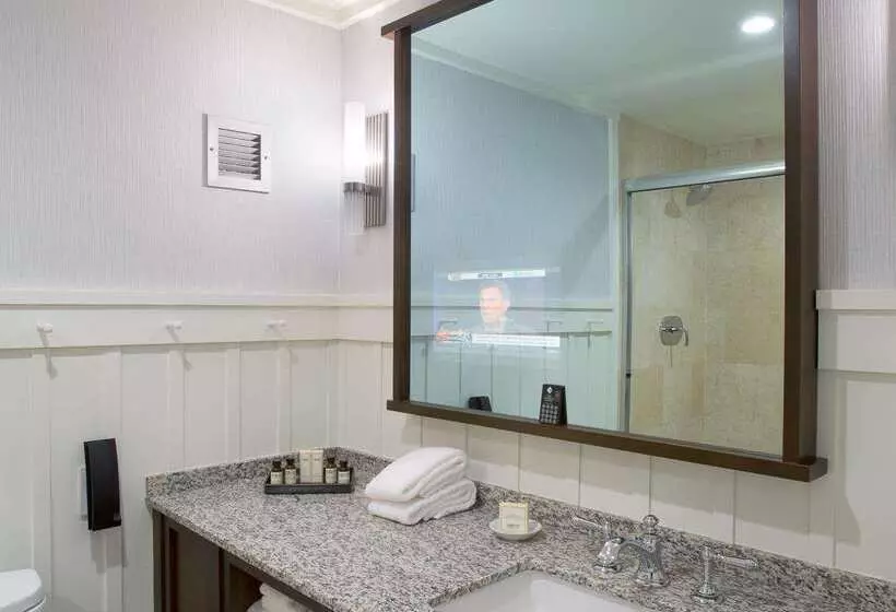 The Charles Hotel In Harvard Square