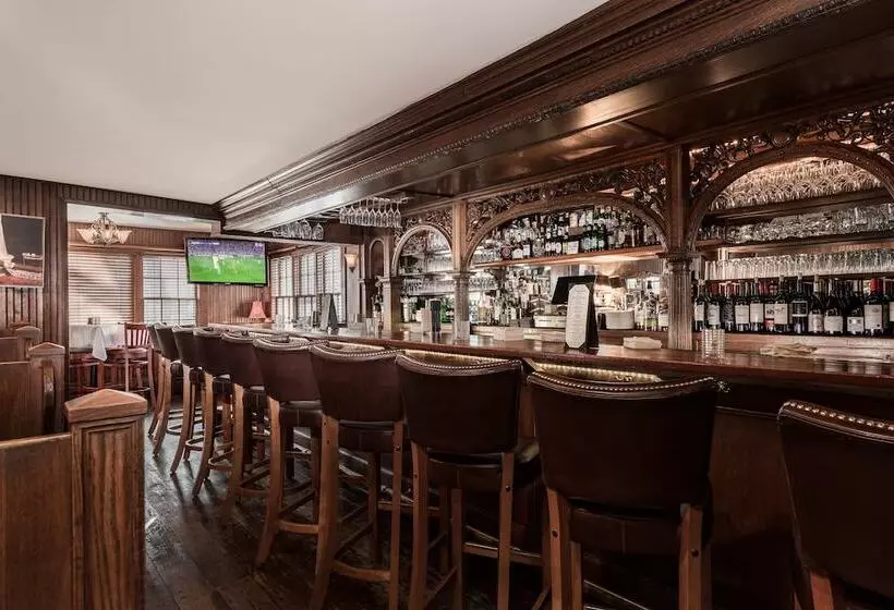 فندق The Huntting Inn