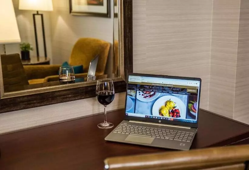 Szálloda The Madison Concourse