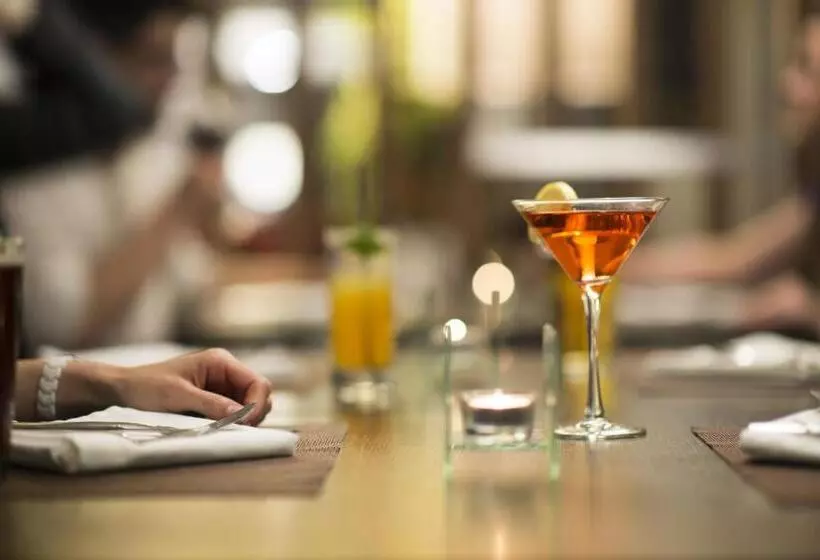 Szálloda The Madison Concourse