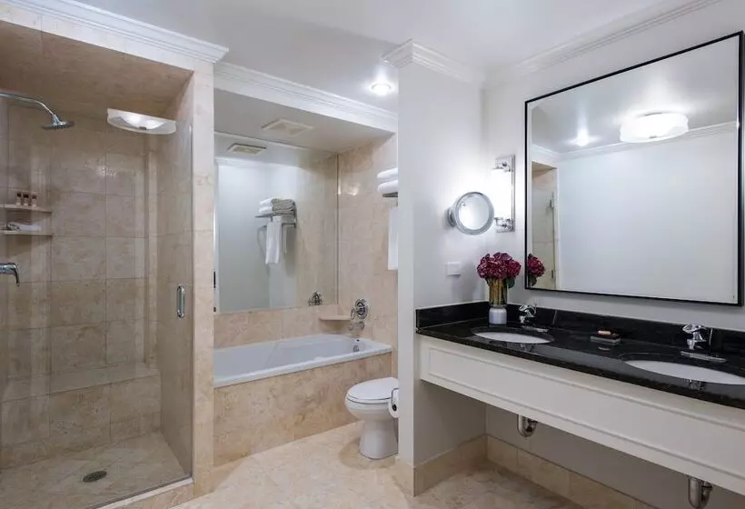 בית מלון כפרי The Talbott