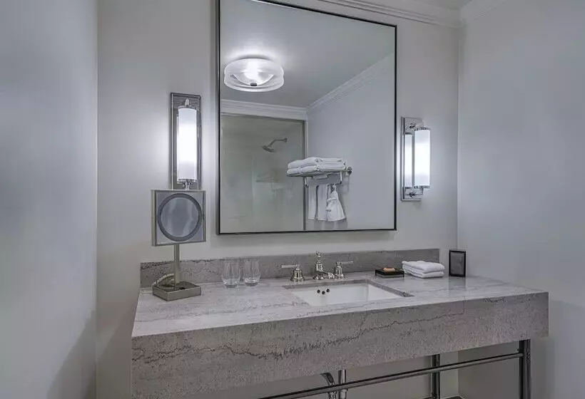 בית מלון כפרי The Talbott