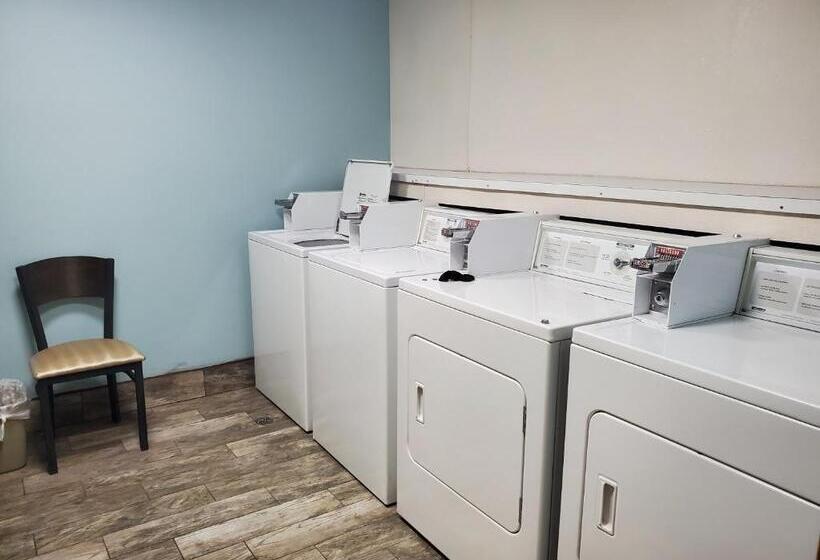 Thea Tacoma, Ascend Hotel Collection