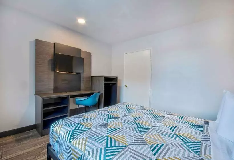 Motel 6marina, Ca  Monterey