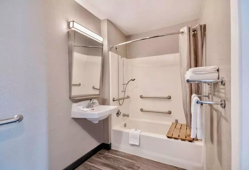 Motel 6marina, Ca  Monterey