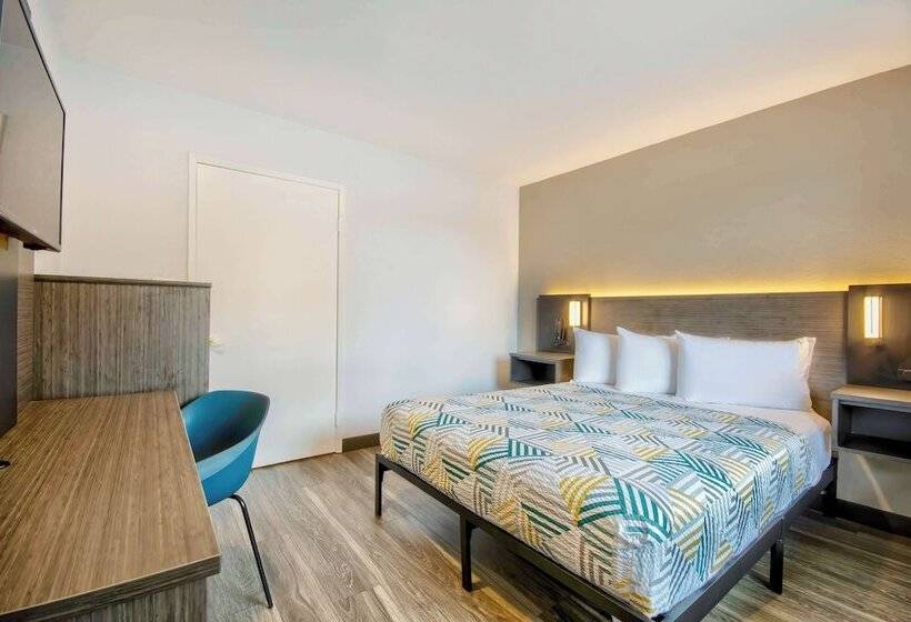 Motel 6marina, Ca  Monterey