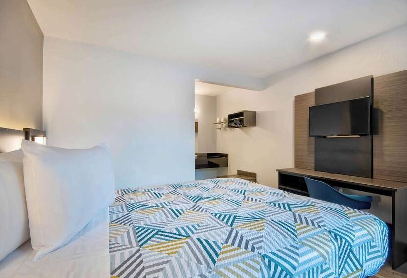 Motel 6marina, Ca  Monterey