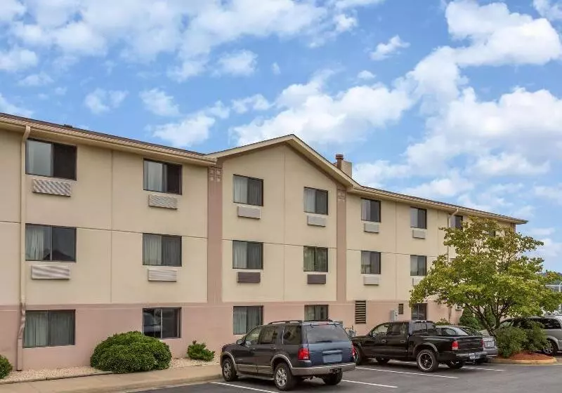 모텔 Super 8 By Wyndham Dumfries/quantico