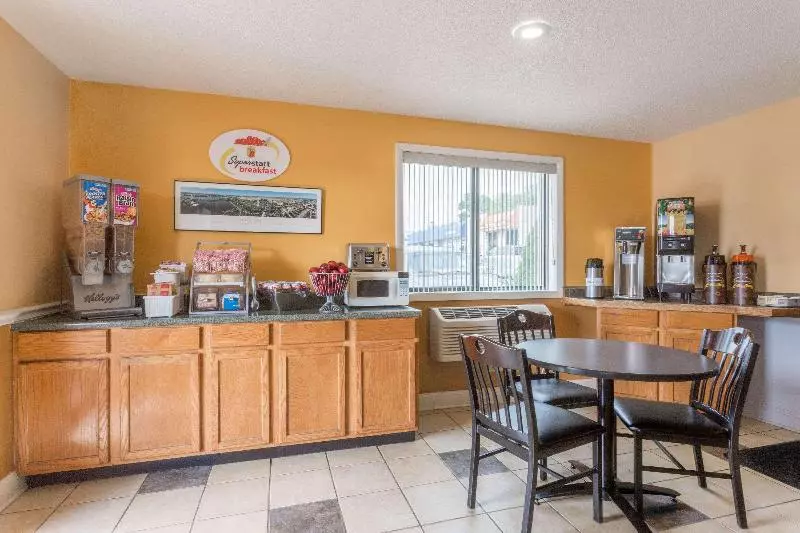 모텔 Super 8 By Wyndham Dumfries/quantico