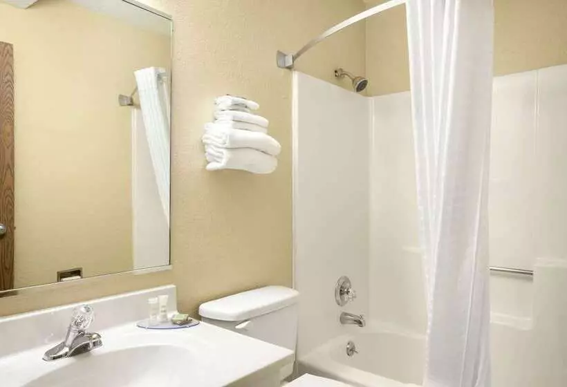 汽车旅馆 Super 8 By Wyndham Fairview Heightsst. Louis