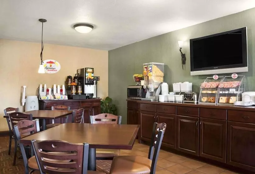 汽车旅馆 Super 8 By Wyndham Fairview Heightsst. Louis