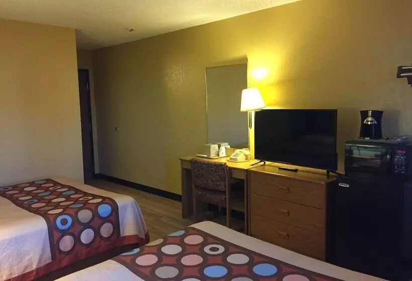 Motel Super 8 By Wyndham Raton