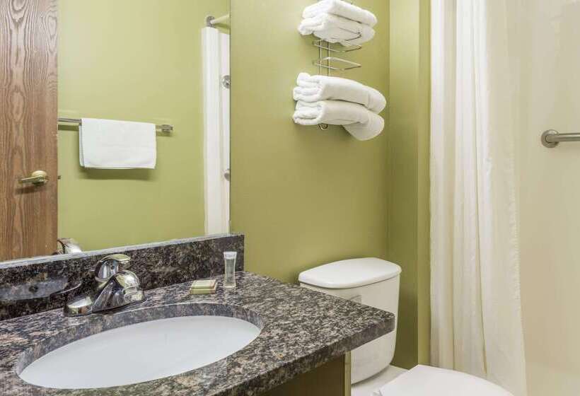 فندق على الطريق Super 8 By Wyndham Red Wing