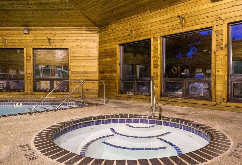 فندق على الطريق Super 8 By Wyndham Red Wing