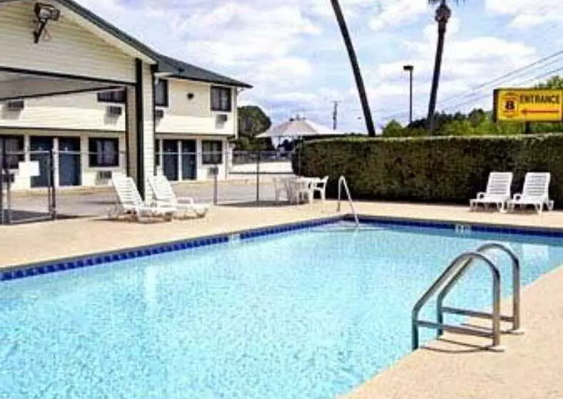 مُتل Super 8 Panama City