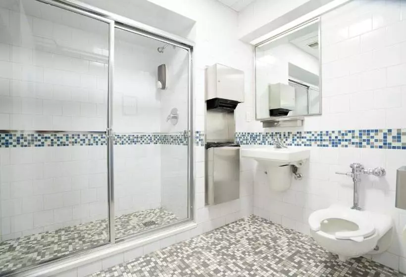 Vanderbilt Ymca Hostel