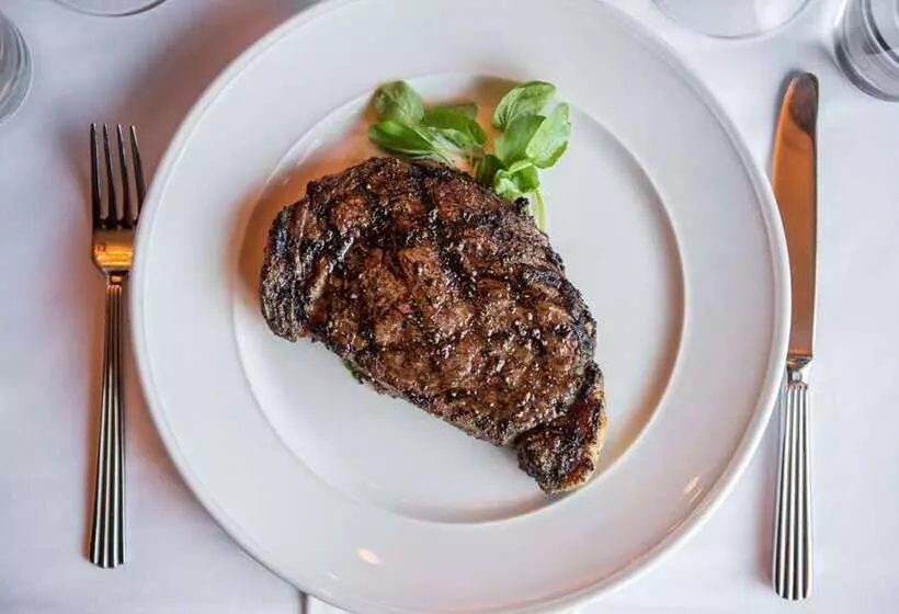 ホテル Hilton Milwaukee