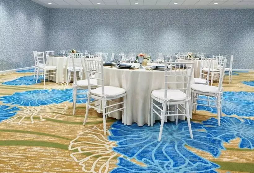 Hotel Outrigger Waikiki Beachcomber