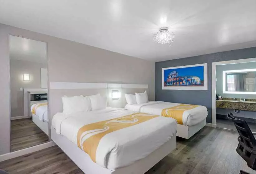 ホテル Quality Inn And Conference Center Tampabrandon