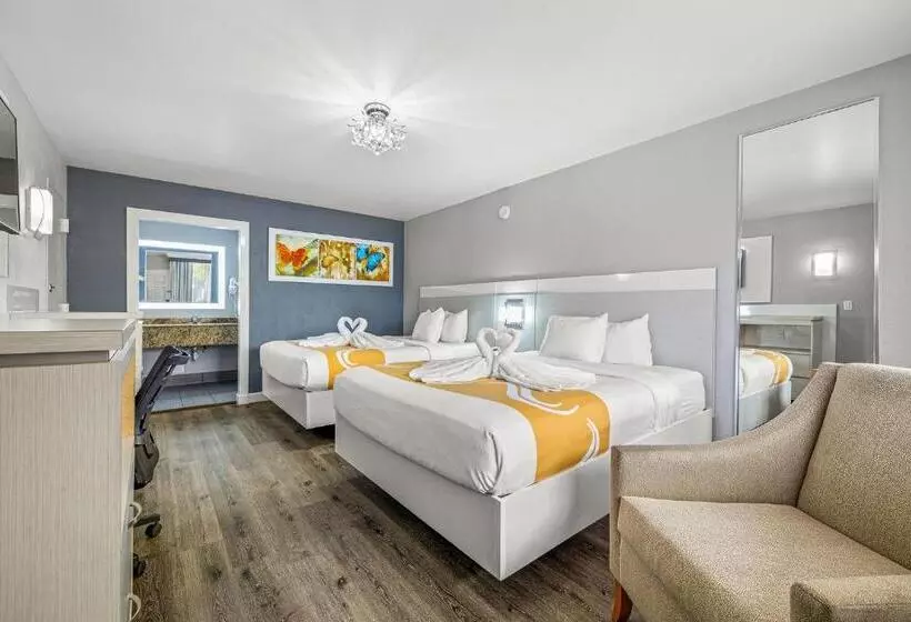 ホテル Quality Inn And Conference Center Tampabrandon