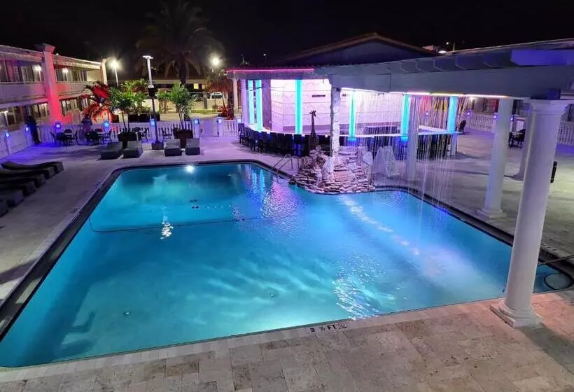 ホテル Quality Inn And Conference Center Tampabrandon