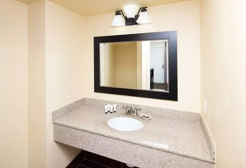 Szálloda Red Lion Inn & Suites Redding