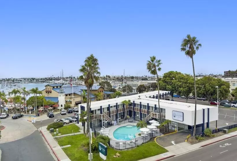 Sea Harbor Hotel   San Diego