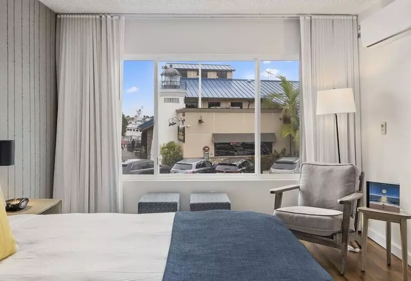 Sea Harbor Hotel   San Diego