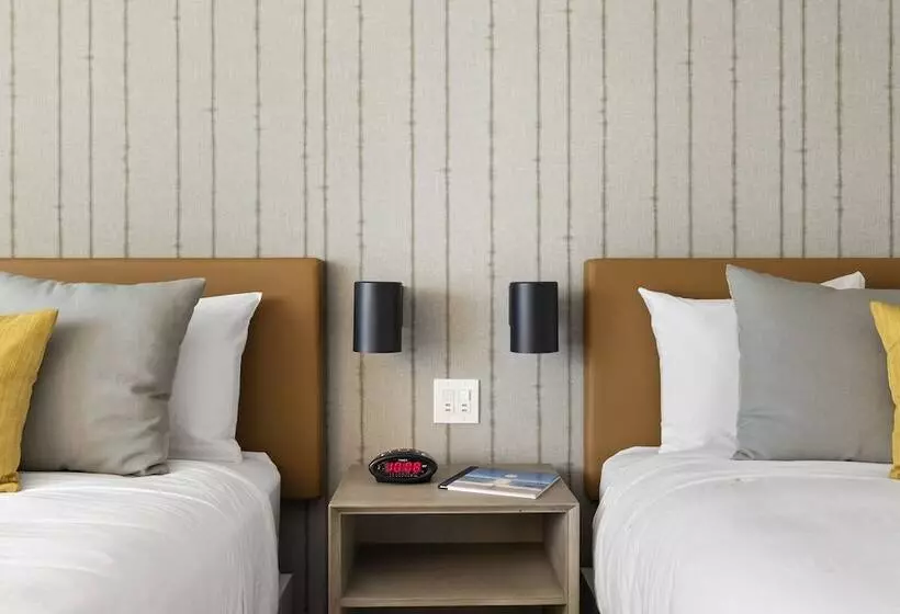 Sea Harbor Hotel   San Diego