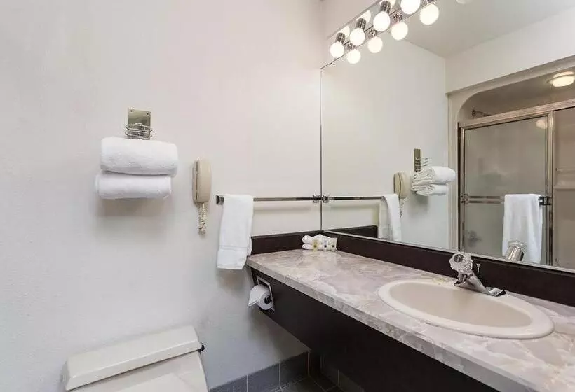 Shilo Inn Suites Hotel   Bend