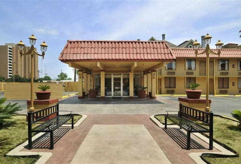 酒店 Rodeway Inn Downtown near Riverwalk