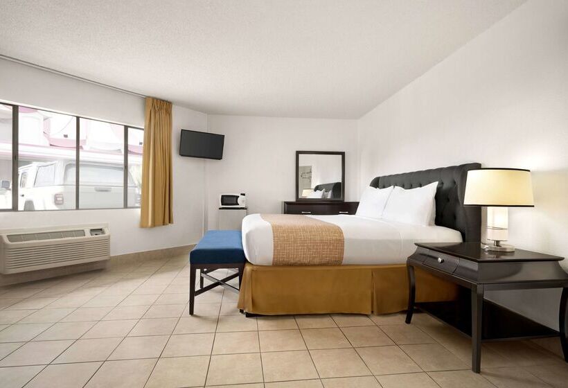 فندق Travelodge By Wyndham Las Vegas