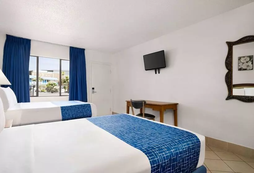 فندق Travelodge By Wyndham Las Vegas