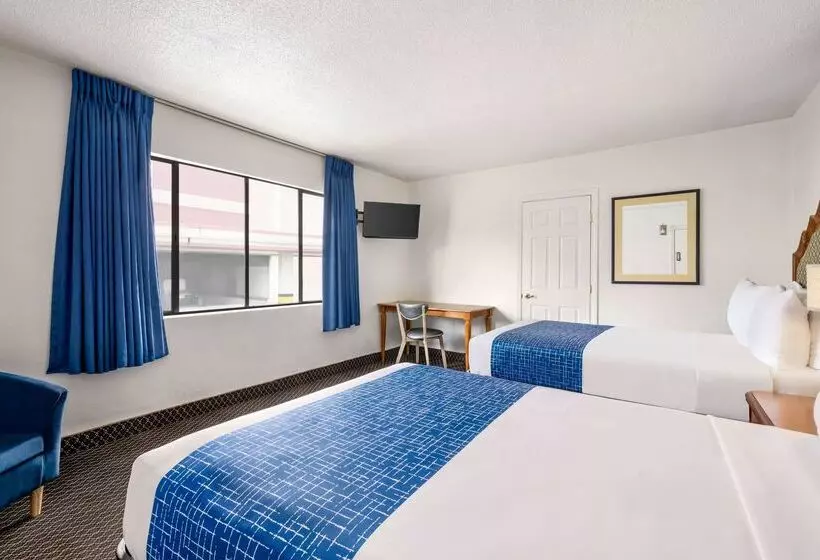 فندق Travelodge By Wyndham Las Vegas