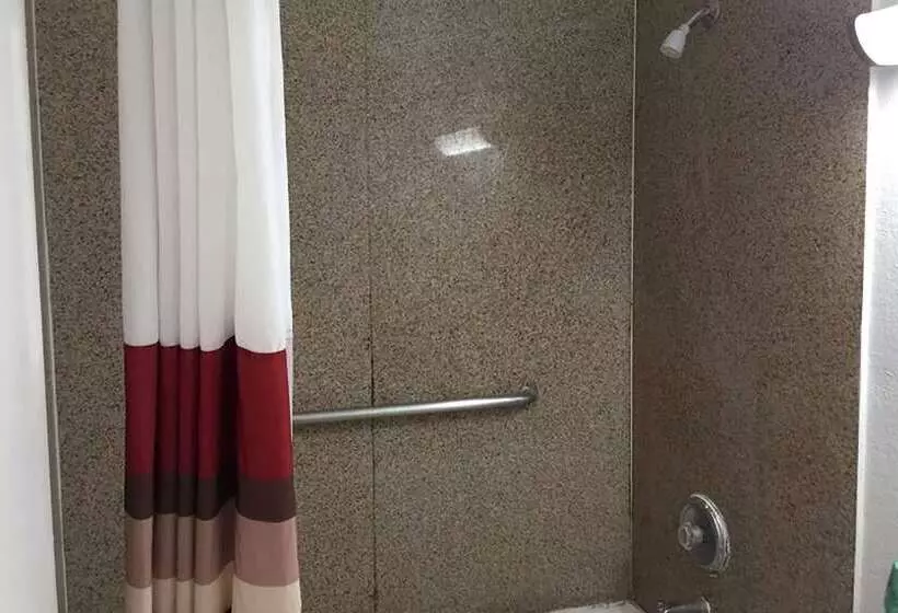 Hotelli Travelodge By Wyndham San Antonio Lackland Afb North