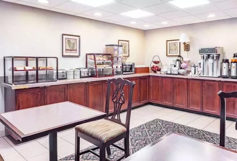 酒店 Travelodge By Wyndham Winchester