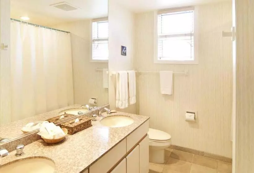 ホテル Whalers Cove In Poipu