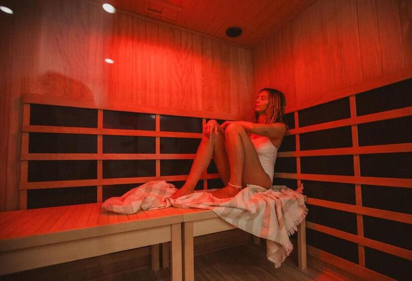 Long Bay Beach Resort