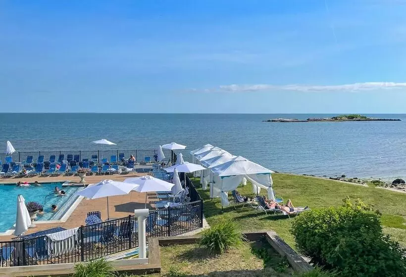 Water's Edge Resort & Spa