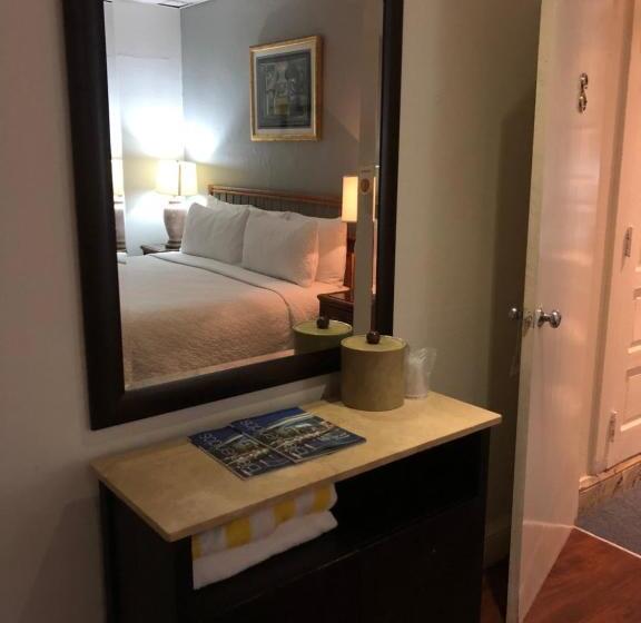 هتل Canario Boutique