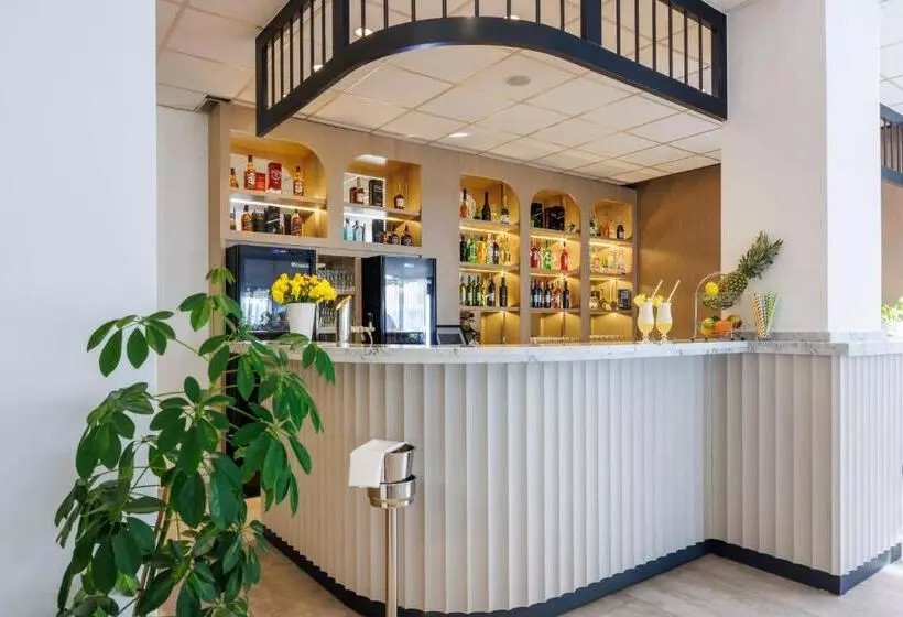 Mediteran Hotel By Aminess