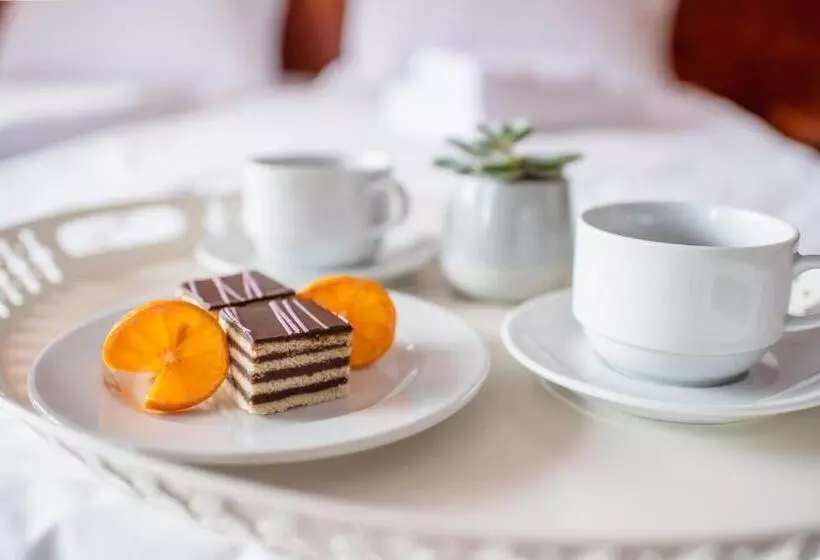 Mediteran Hotel By Aminess